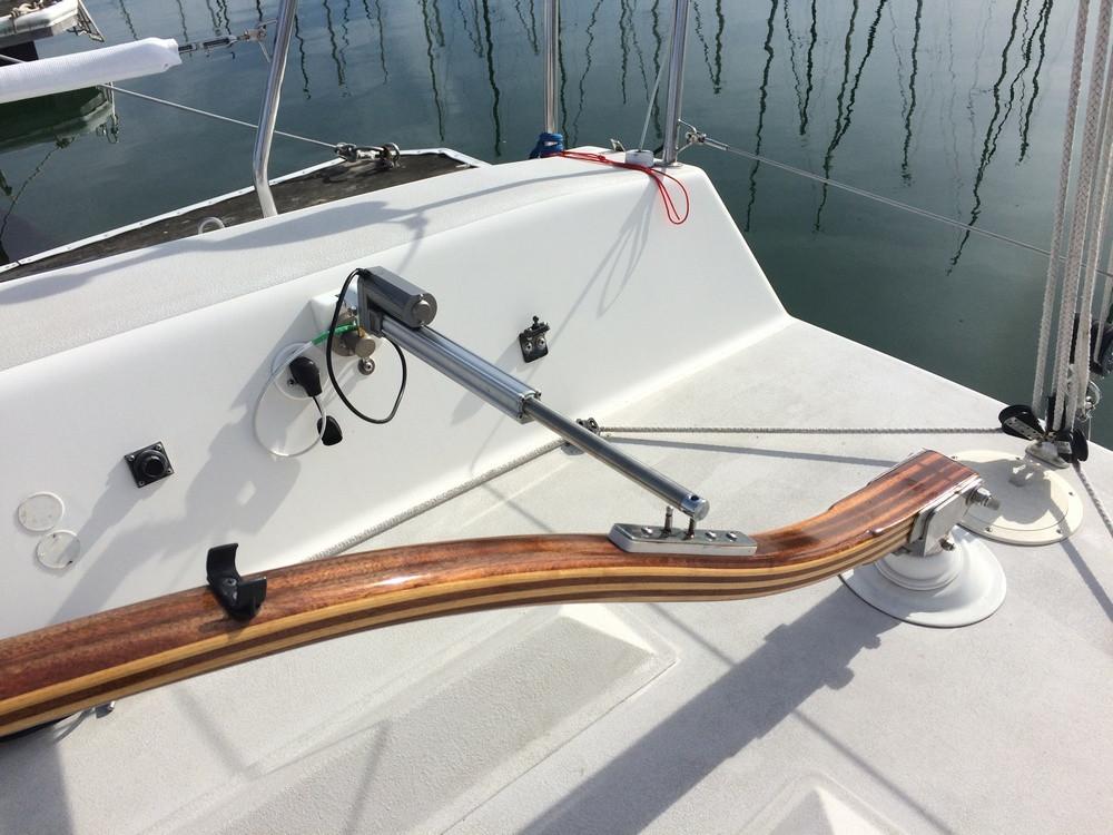 PA1 Standard Pelagic Autopilot System for Tiller Steered Vessels - In ...
